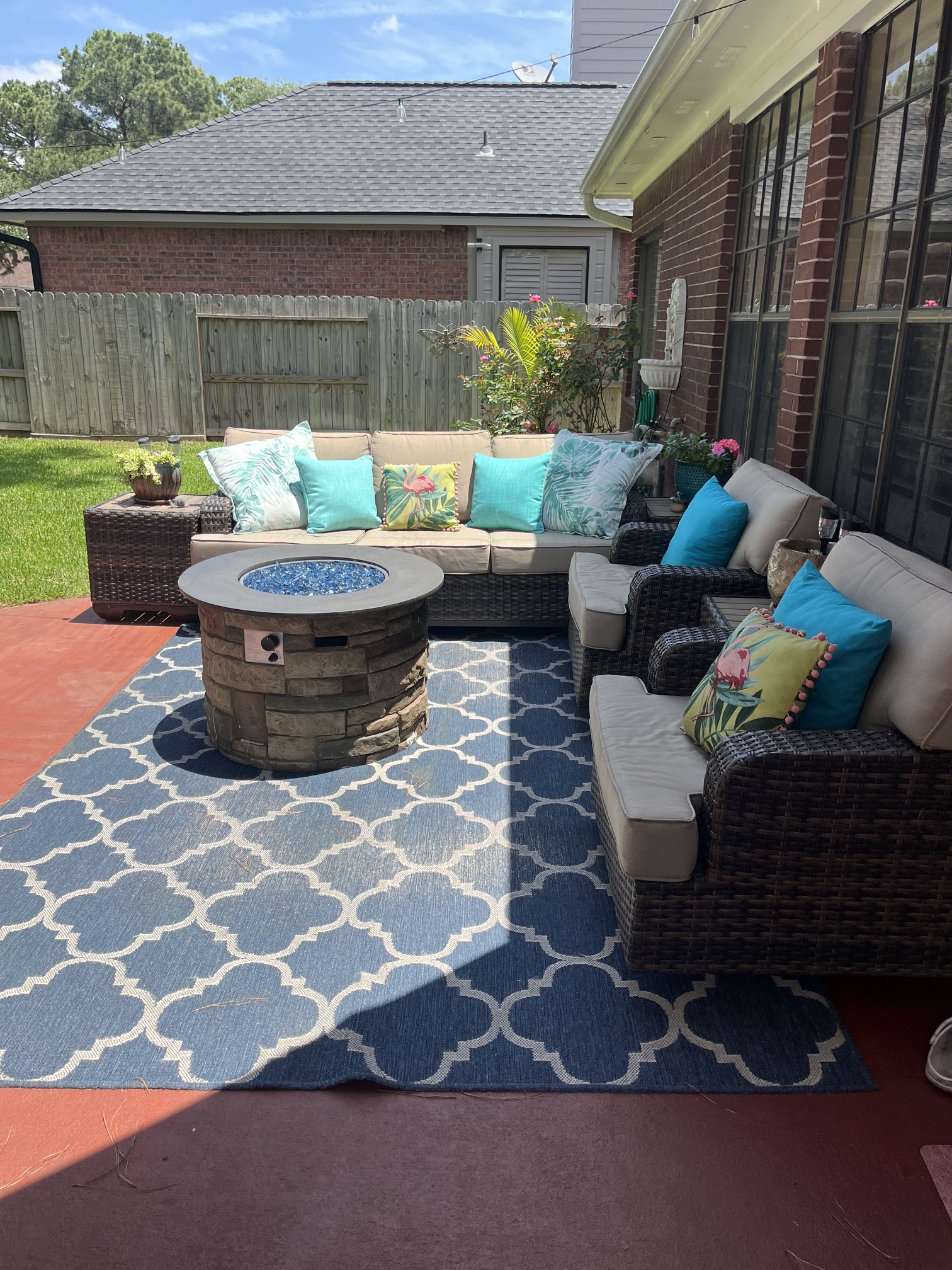 Elegant with a Touch of Charm/Fun, 3 BR Home