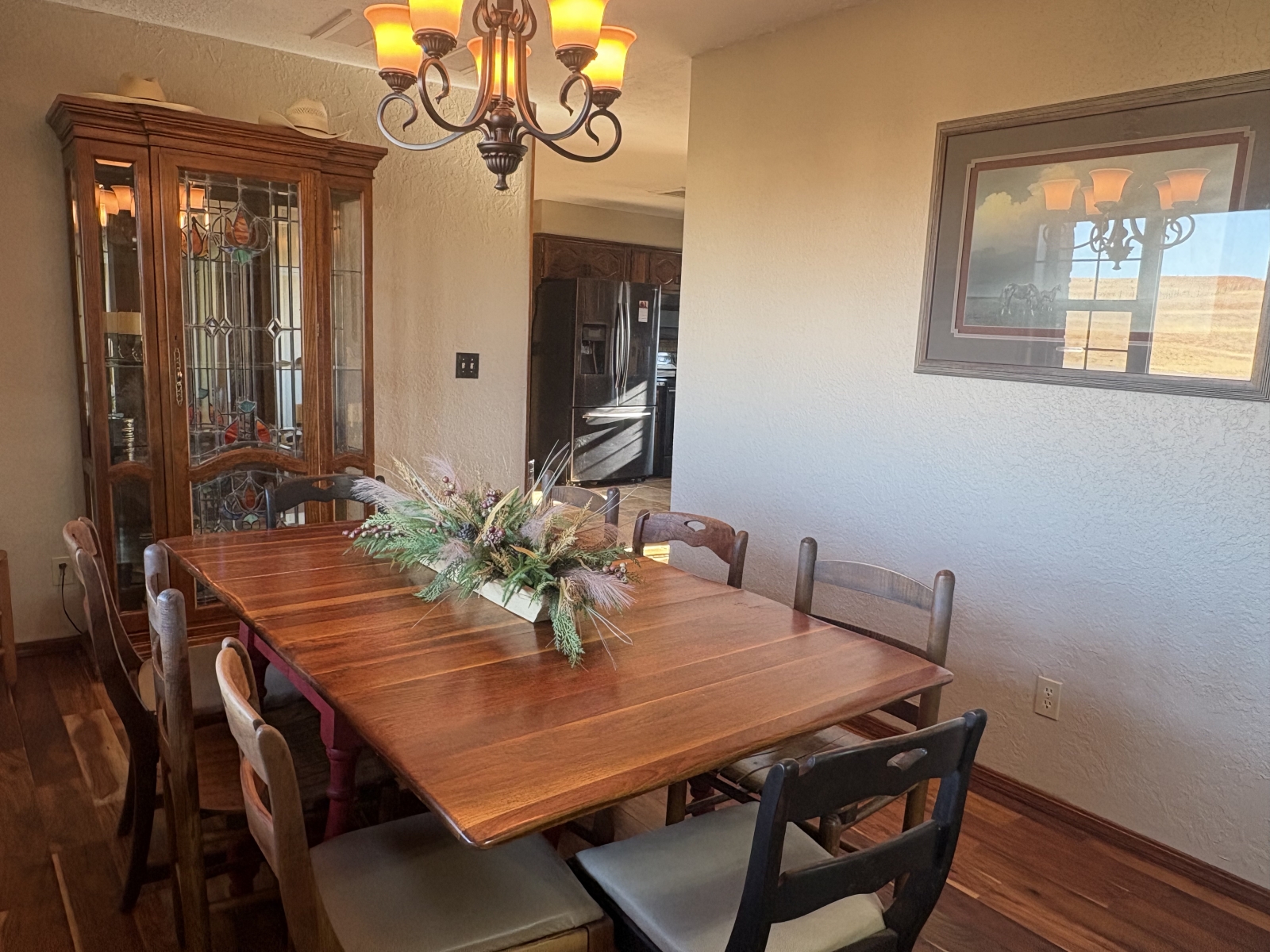 Grande maison de ranch sur un terrain - 12 personnes dorment !