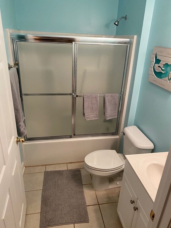 Ensuite bathroom four has a shower/tub combination.