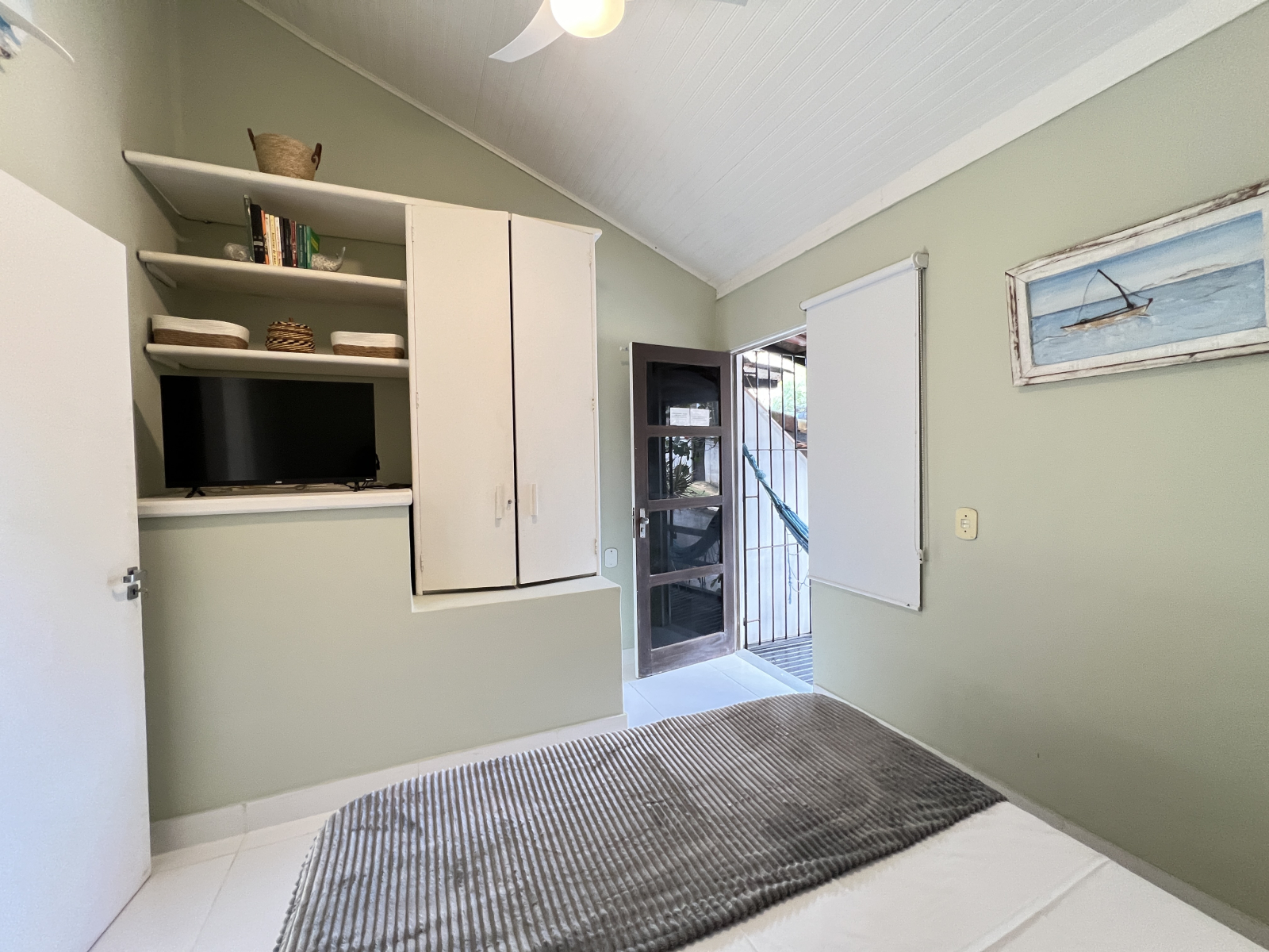 Quarto # 1 e varanda com rede