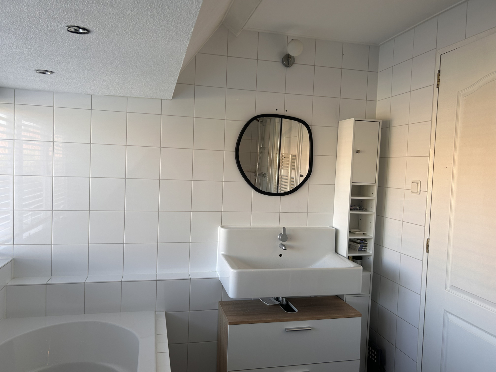 Cosy town house, 10min walking distance from the heather fields and woods.