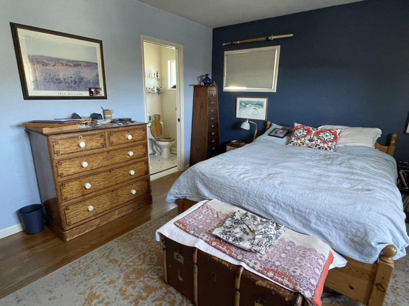 Dormitorio principal y baño en suite