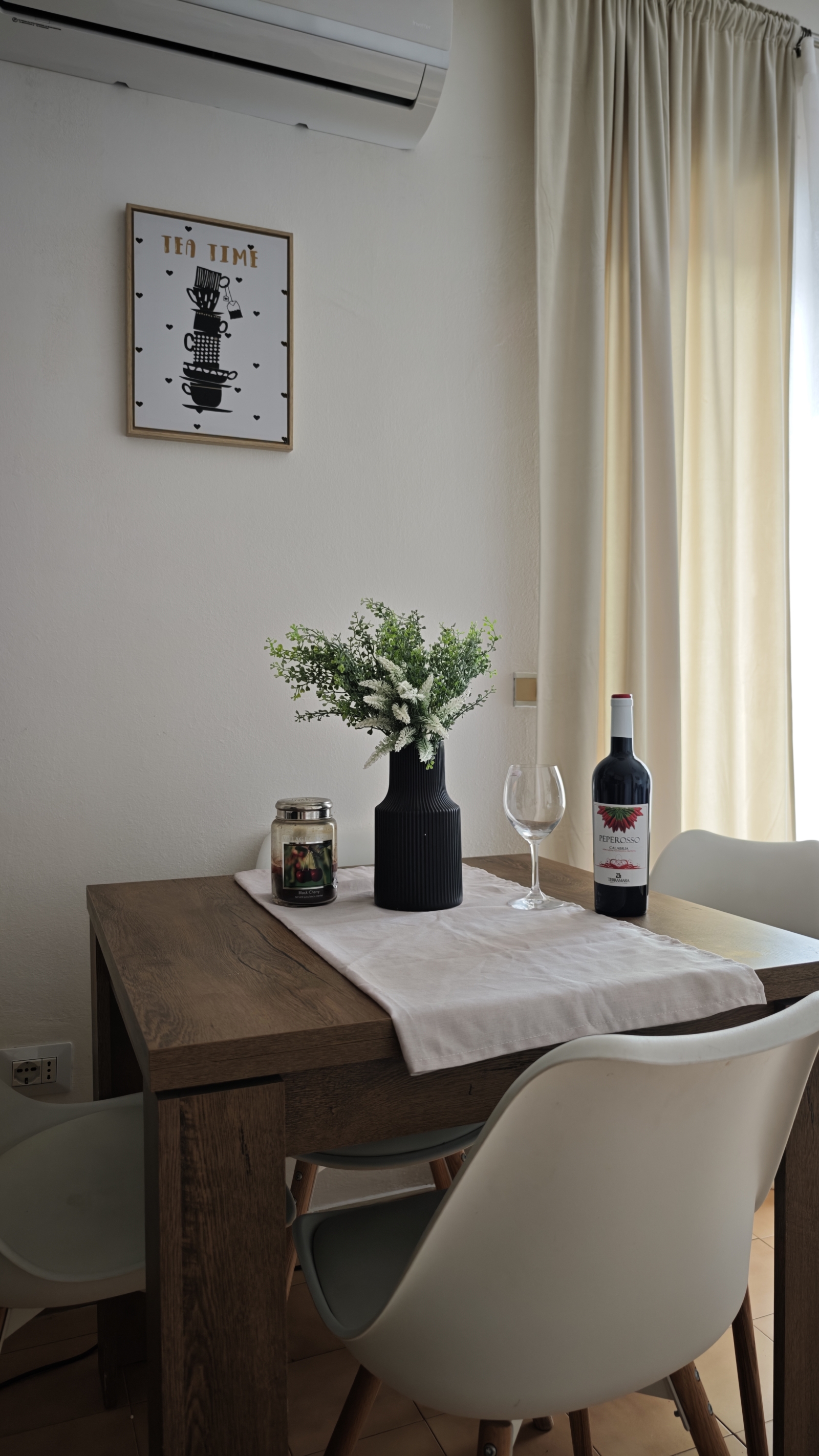 Montemare apartment between sea and mountains