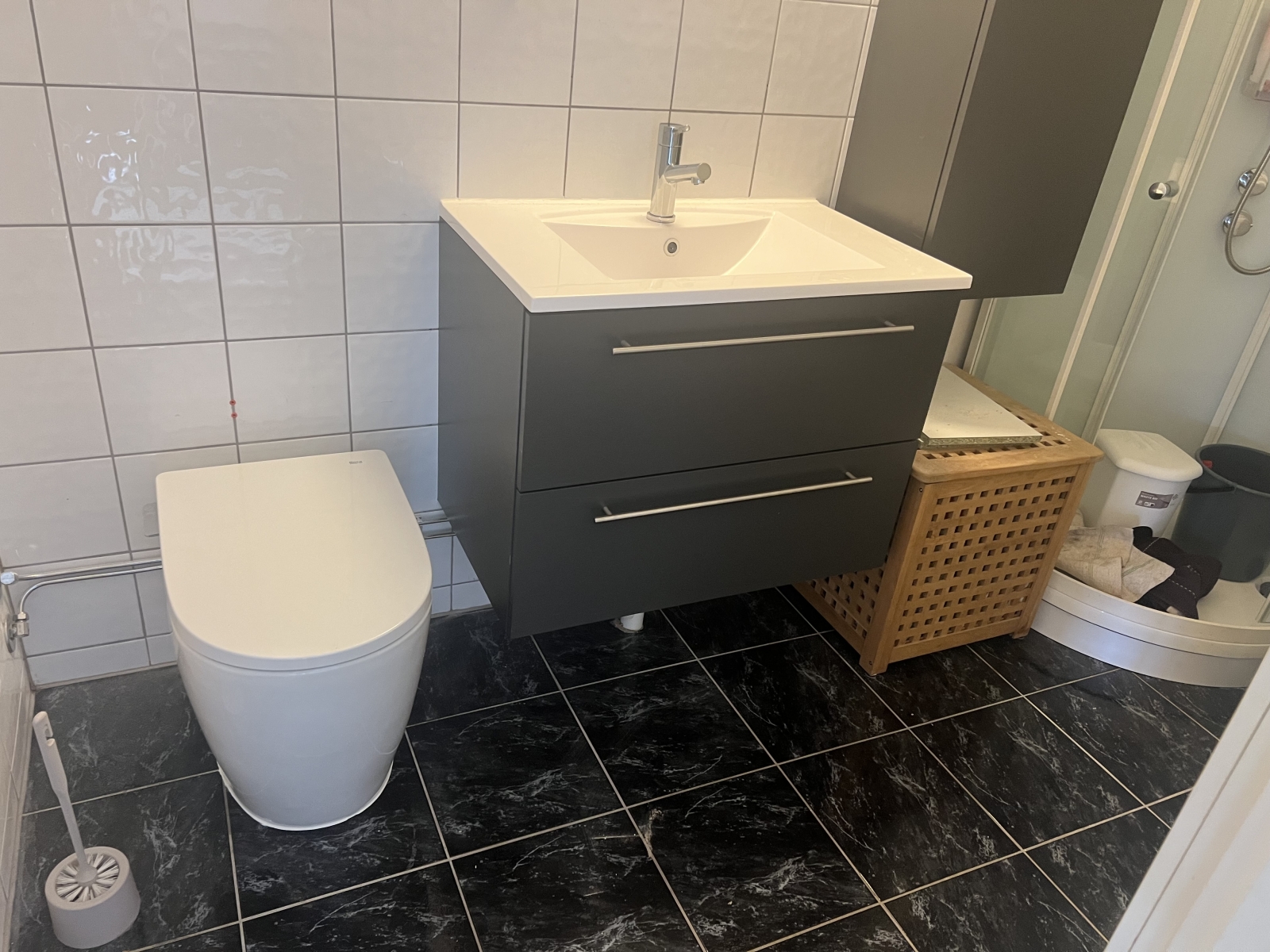 Attico con terrazza, molo, barca a remi e sauna su Finnøy.