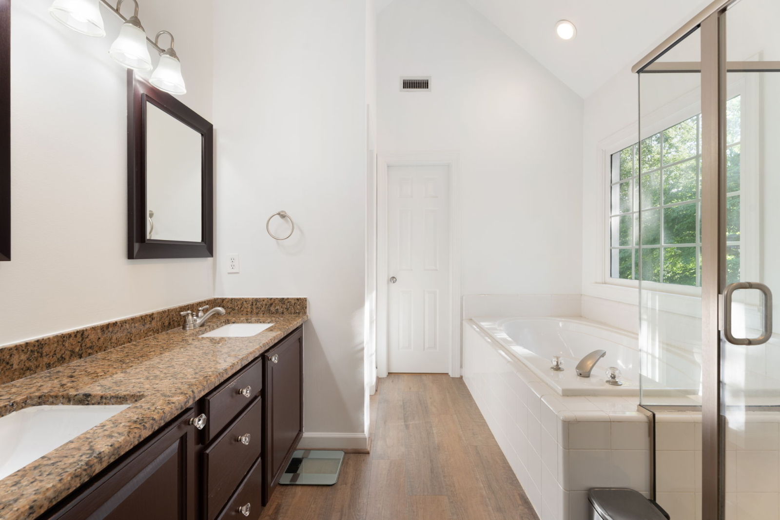 Vicino al centro 5BR + Ufficio Grande casa con cortile a Raleigh, NC