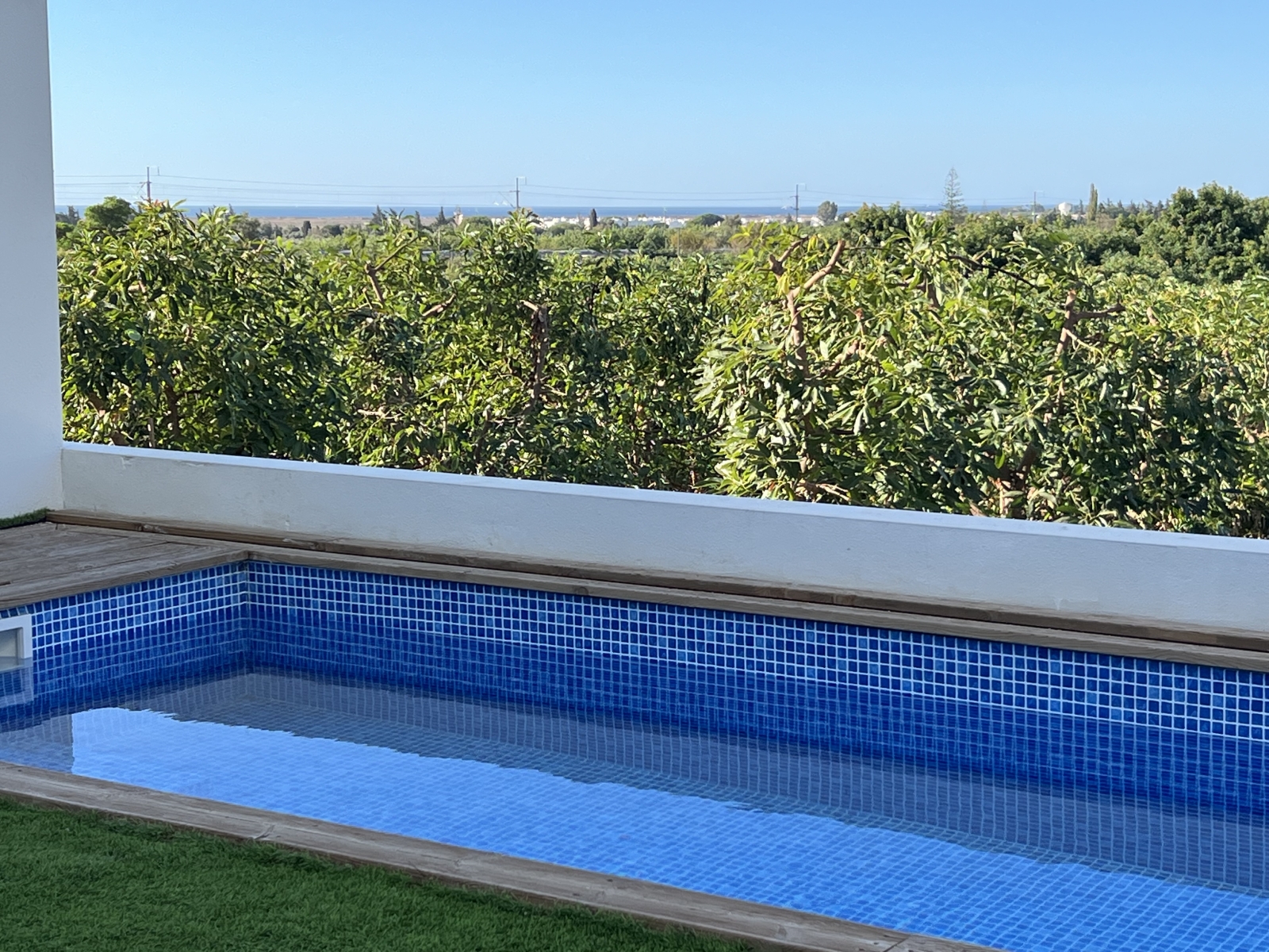 Super emplacement, vue organique, piscine privée chauffée en eau salée, rez-de-chaussée