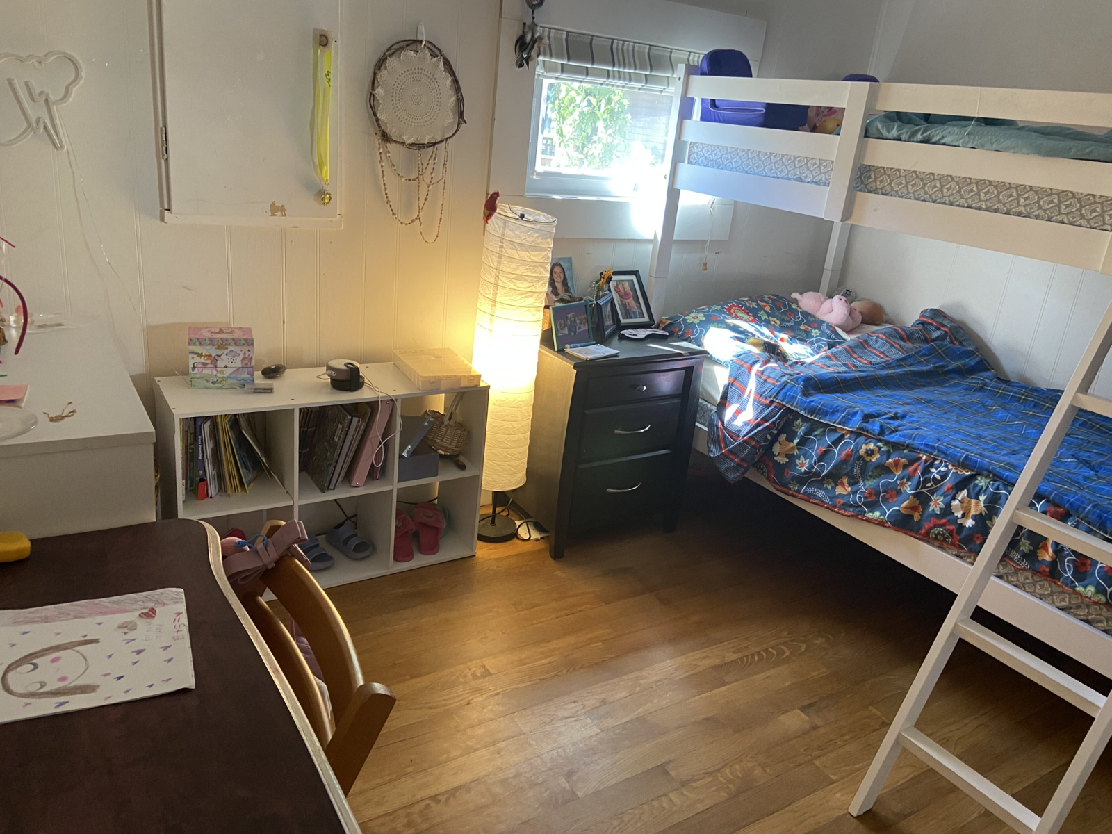 Kids bedroom #2 with bunk beds