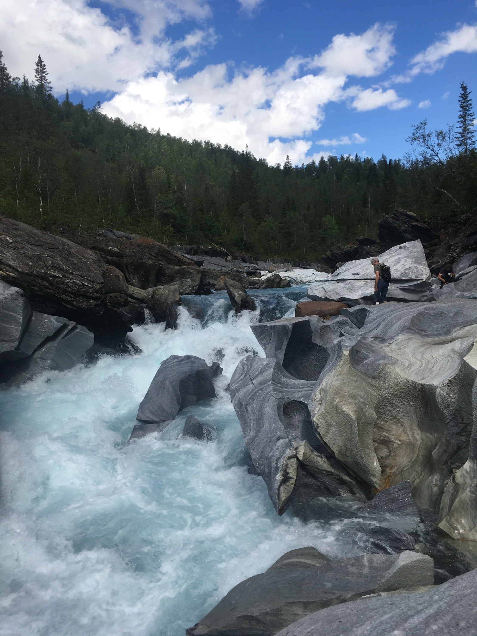 Marmorslottet (Rana) - 40 minutos de carro da casa, seguido de uma curta caminhada.
