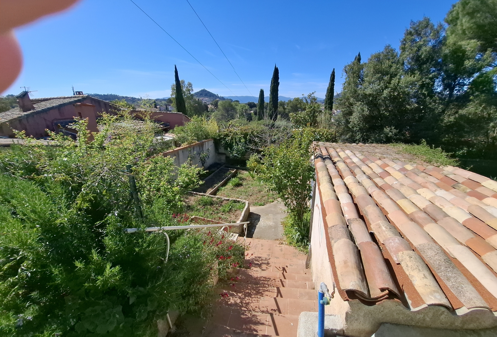 House + large studio in the South of France