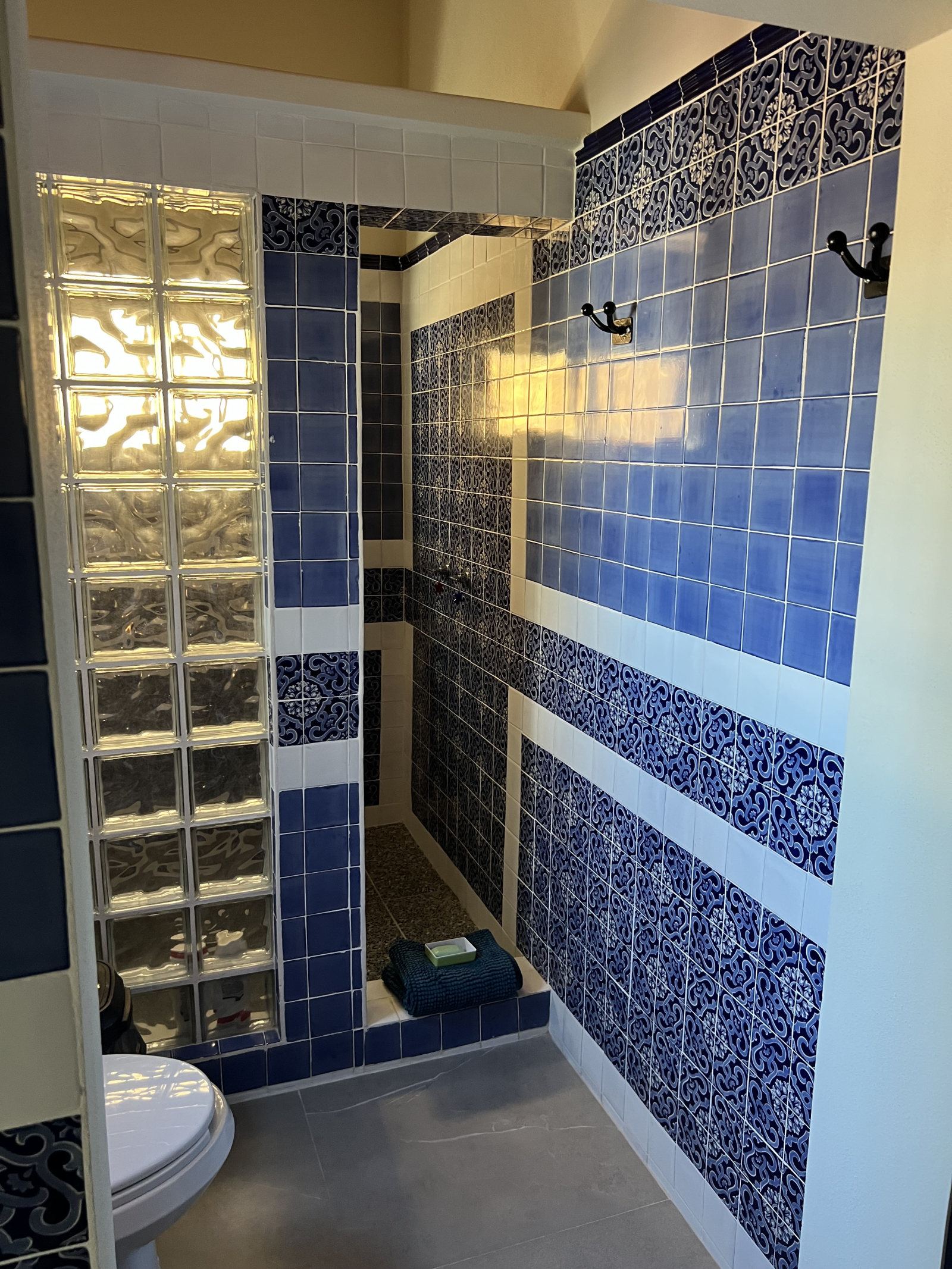 Baño principal y ducha