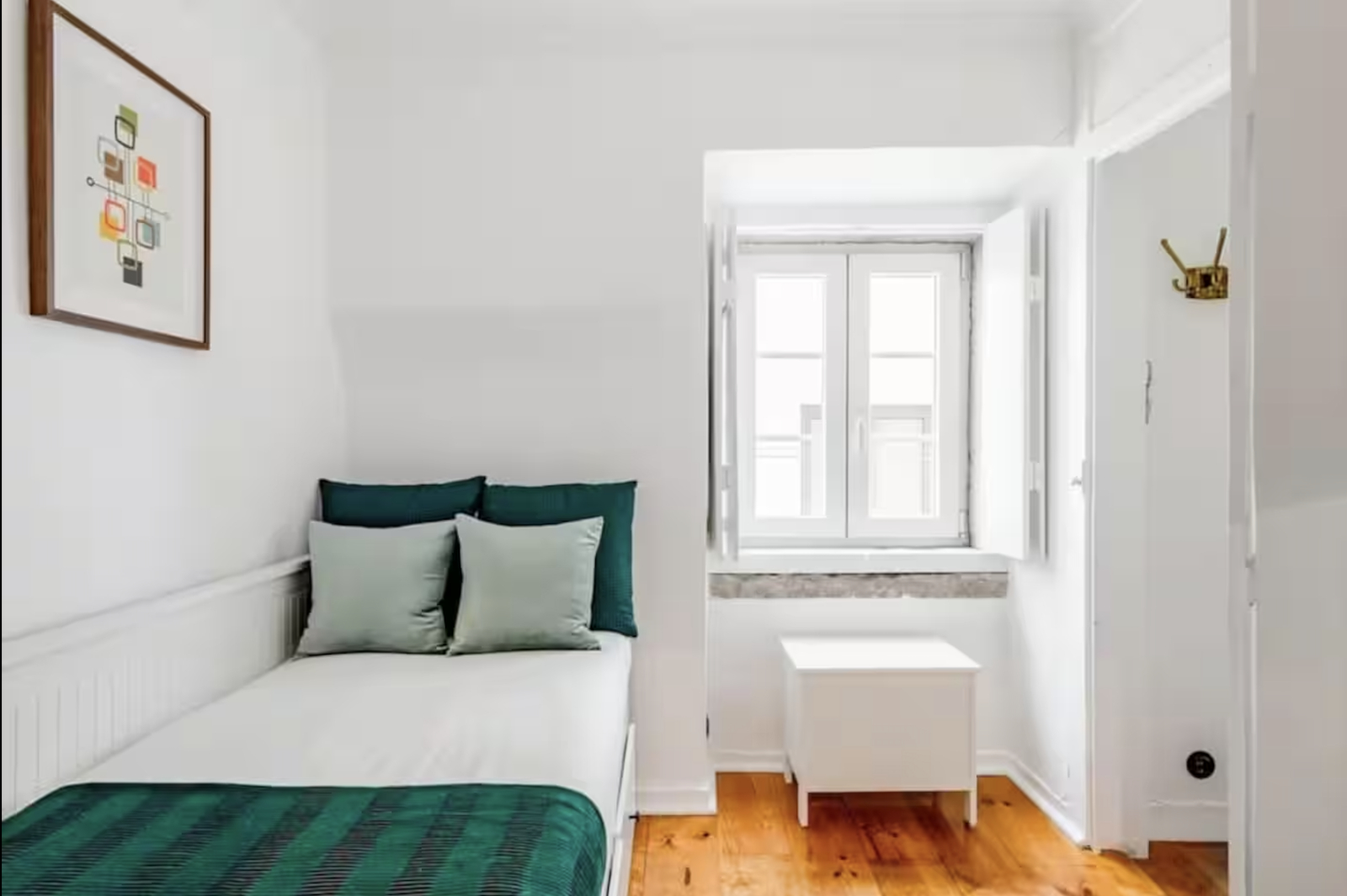 Vintage Inspired Flat in the heart of historic Lisbon
