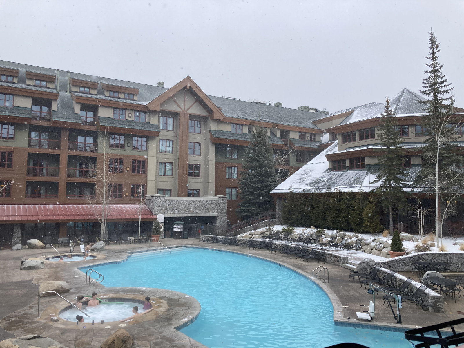 Pool and hot tubs are heated all year-round