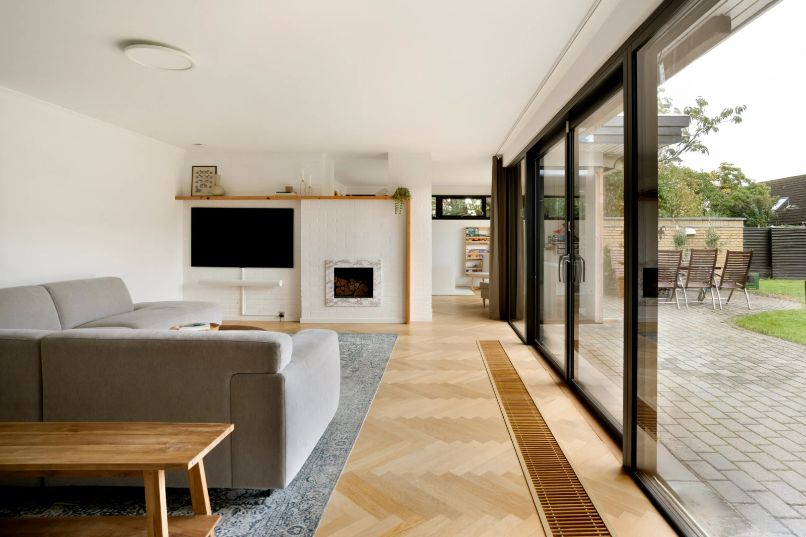 Dreaming of spending time in Copenhagen with space, a private garden and a relaxed family-friendly neighborhood? We offer our 1970s single-story villa in Valby for a holiday home exchange.
