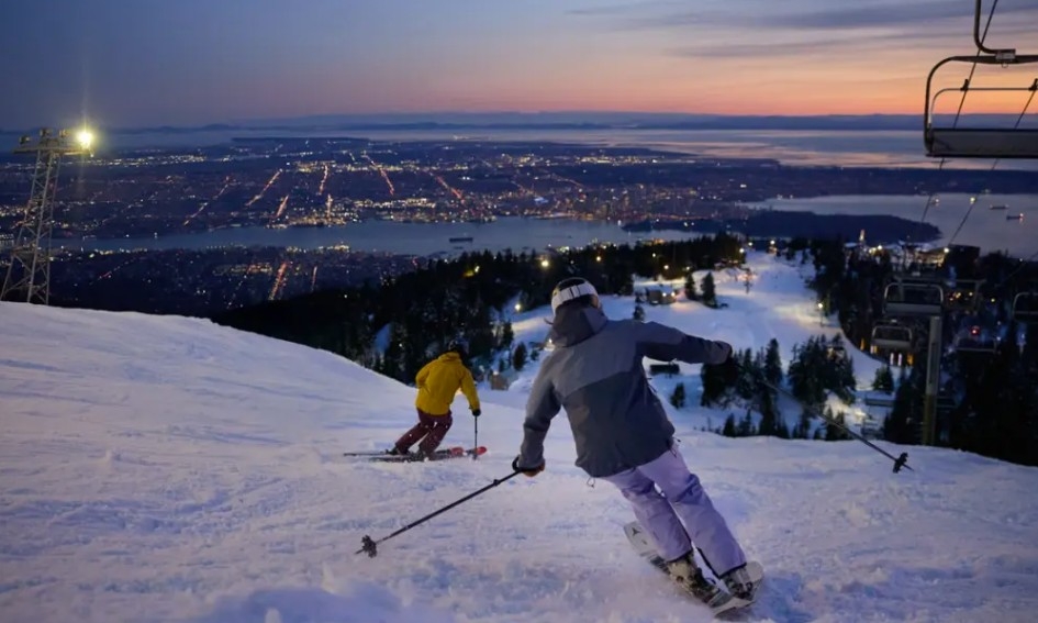 Esquí nocturno en Grouse Mountain.