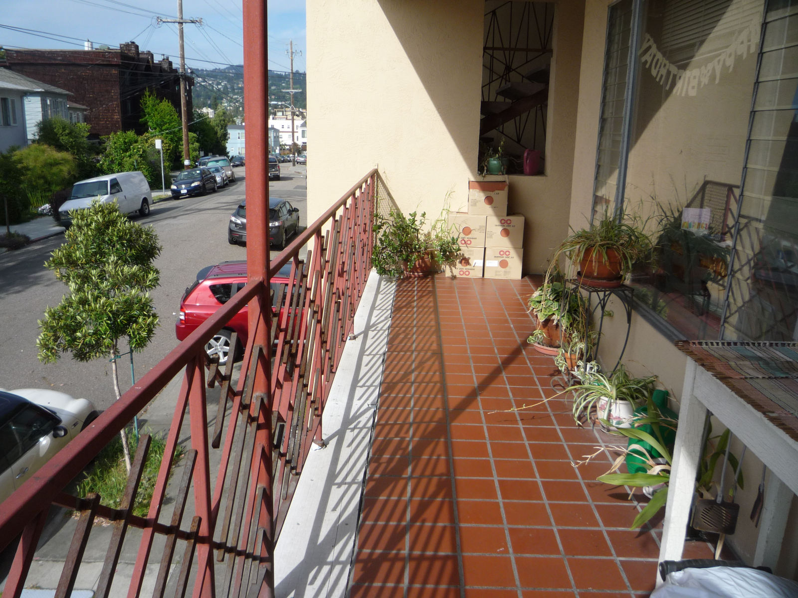 Terrace overlooking street.