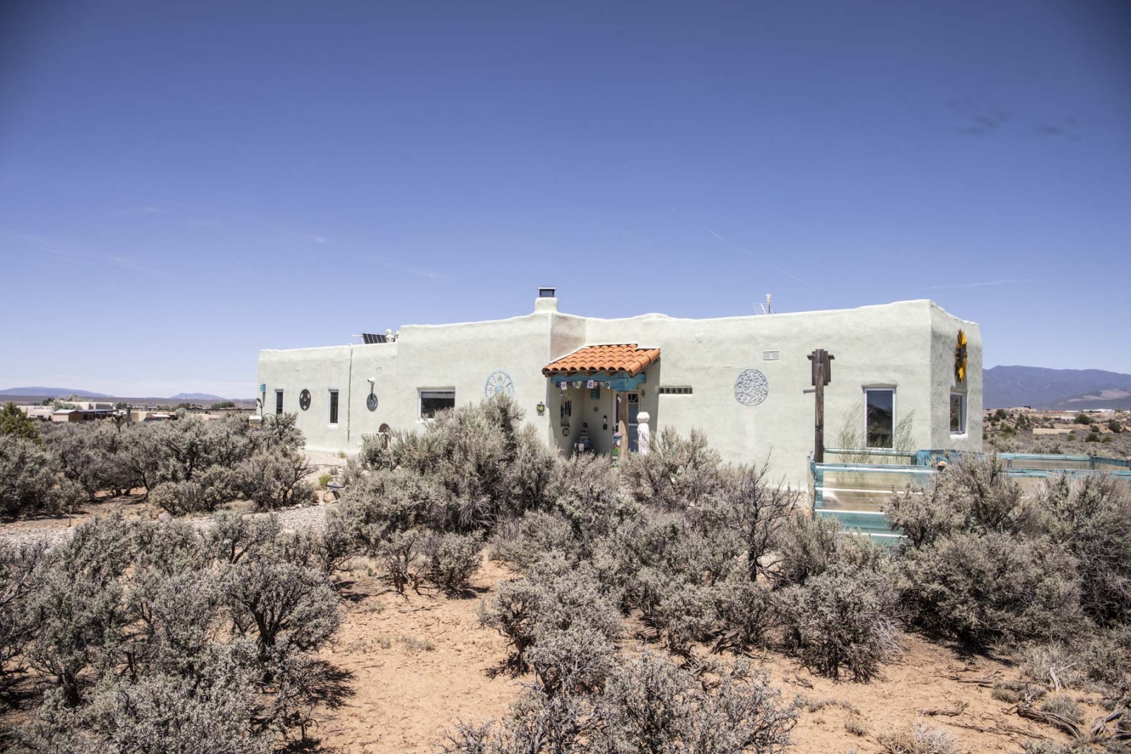 Taos !   Disponibilité automne et hiver dans les Montagnes Rocheuses fraîches.   Globe ou non-simultané, ou Pluton !