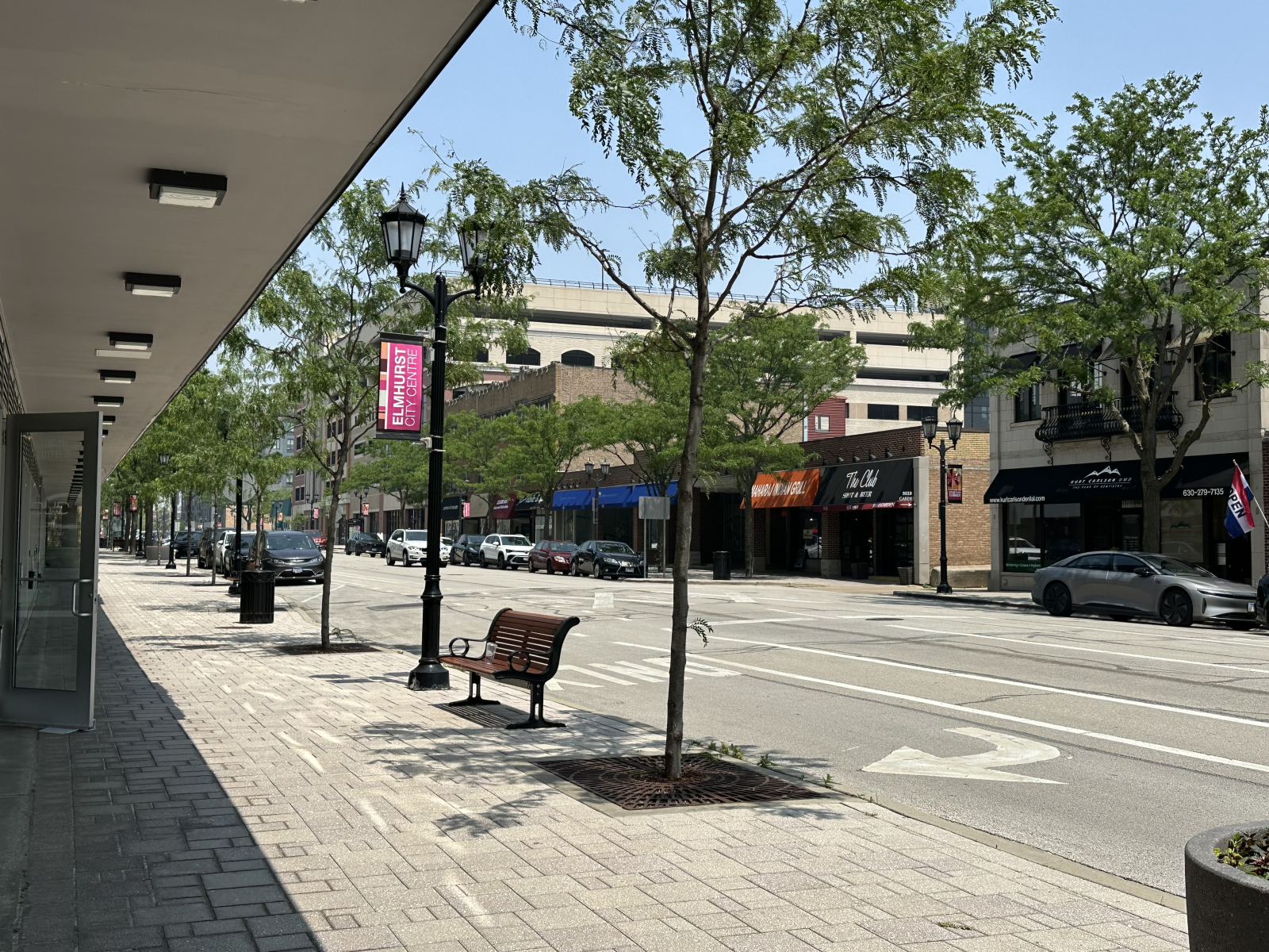 Tanti ristoranti proprio fuori dalla porta!