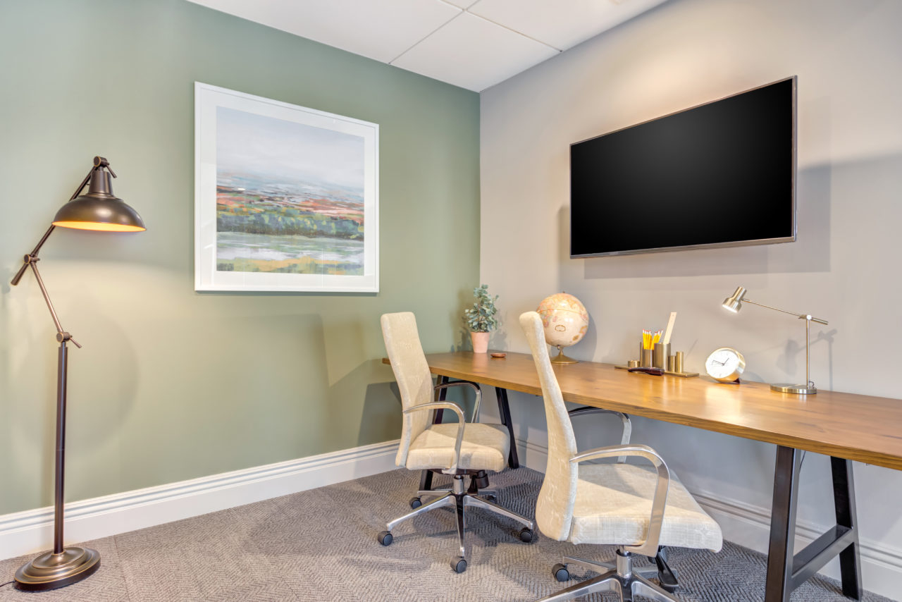 Una delle numerose suite per il lavoro da casa (prenotabile ma quasi sempre disponibile)