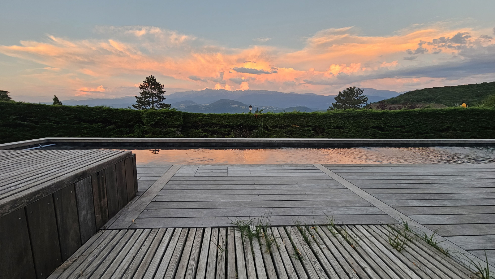 Moderne Lage im Herzen der Alpen, zwischen Natur und beliebten Reisezielen