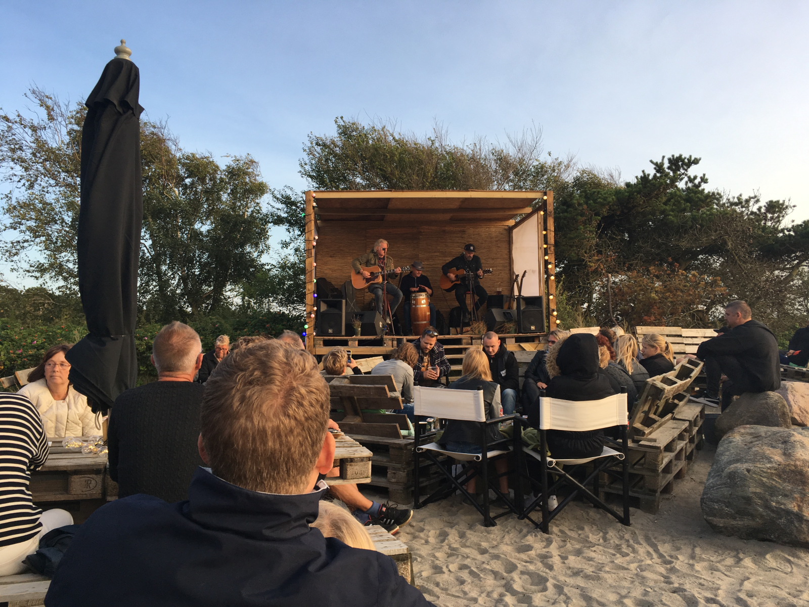 Música en vivo en Haveje, el chiringuito a poca distancia