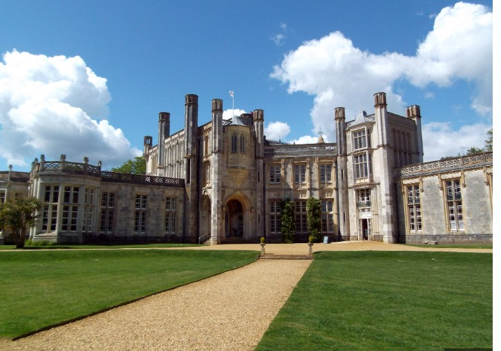 Highcliffe Castle ( 1 mile)