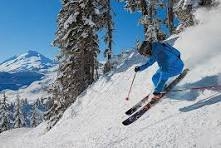 Executive-Penthouse-Suite in Calgary, AB, Kanada, mit Blick auf Stadt und Berge!