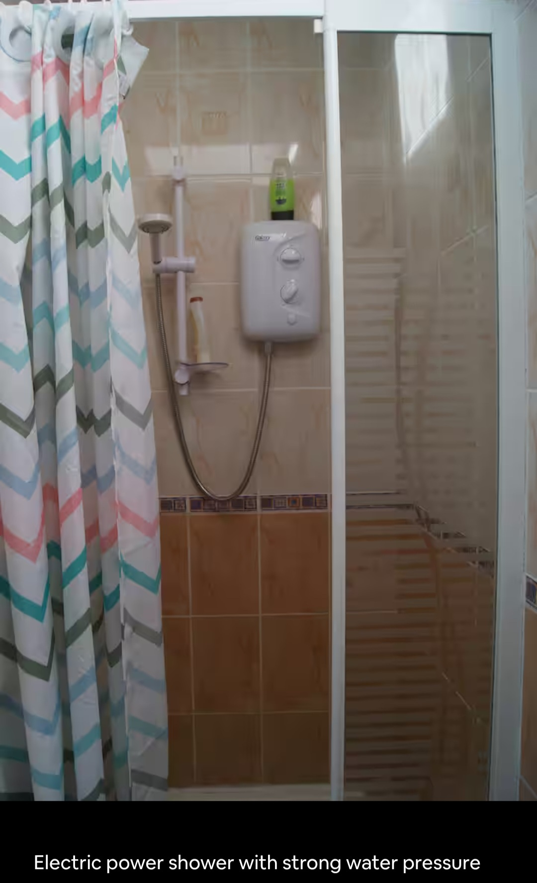 Panoramic Studio, 10mins walk to beach