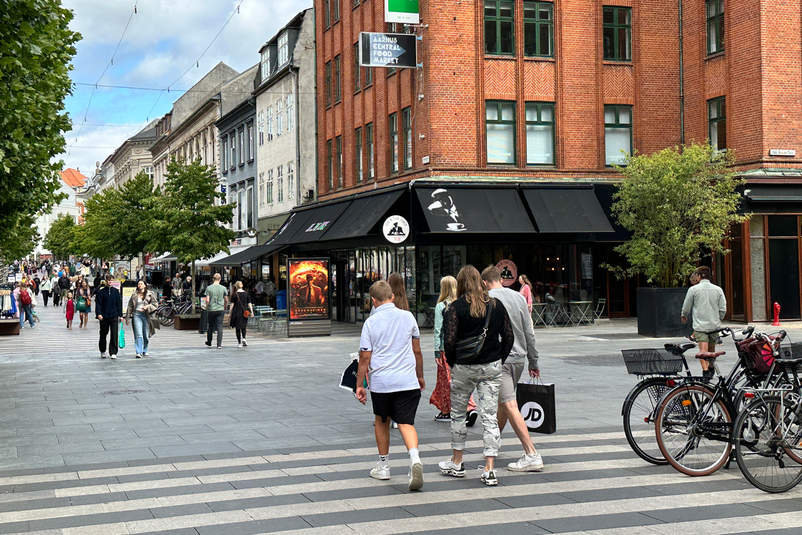 Shopping Street.