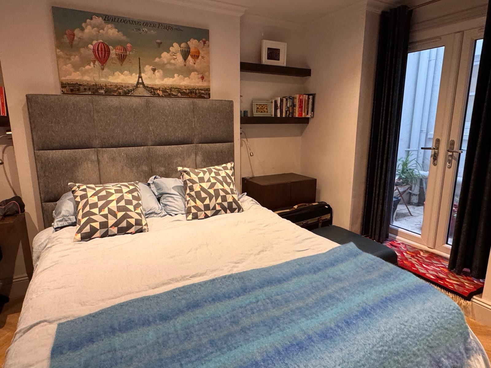 Large 2 bedroom flat in the heart of West London