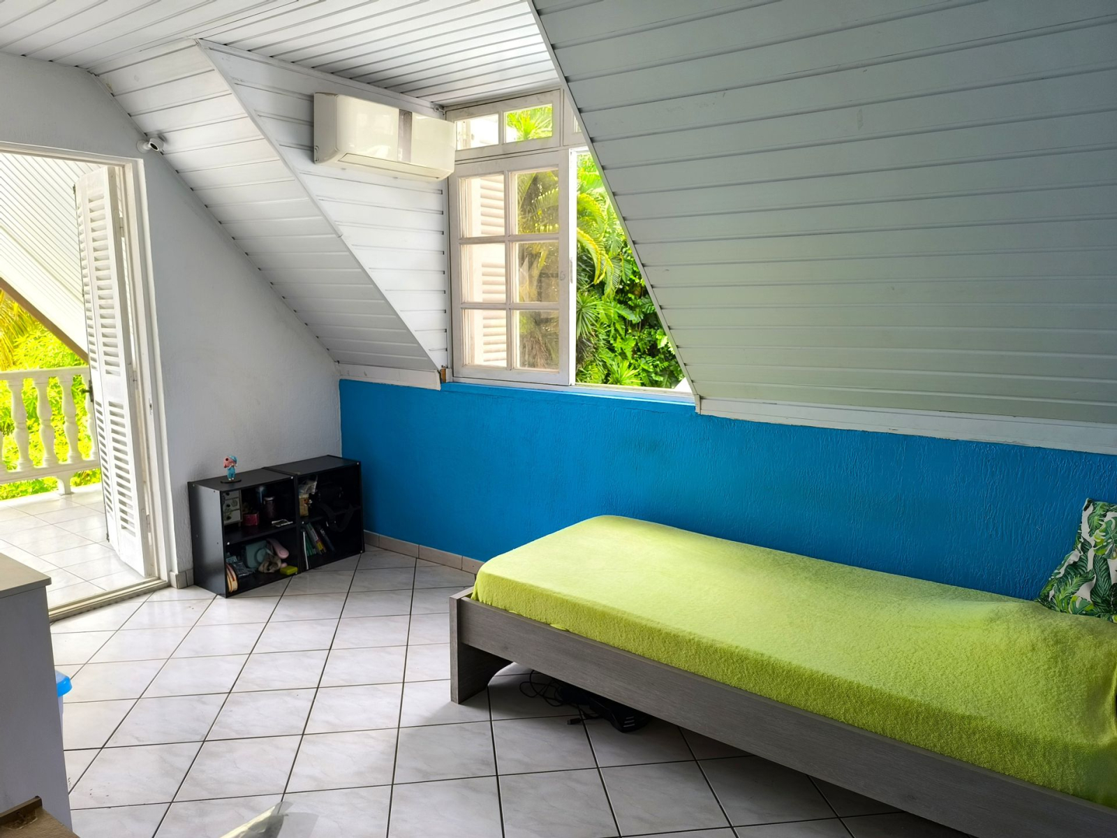 Villa familiar com piscina e cinema em casa no Taiti