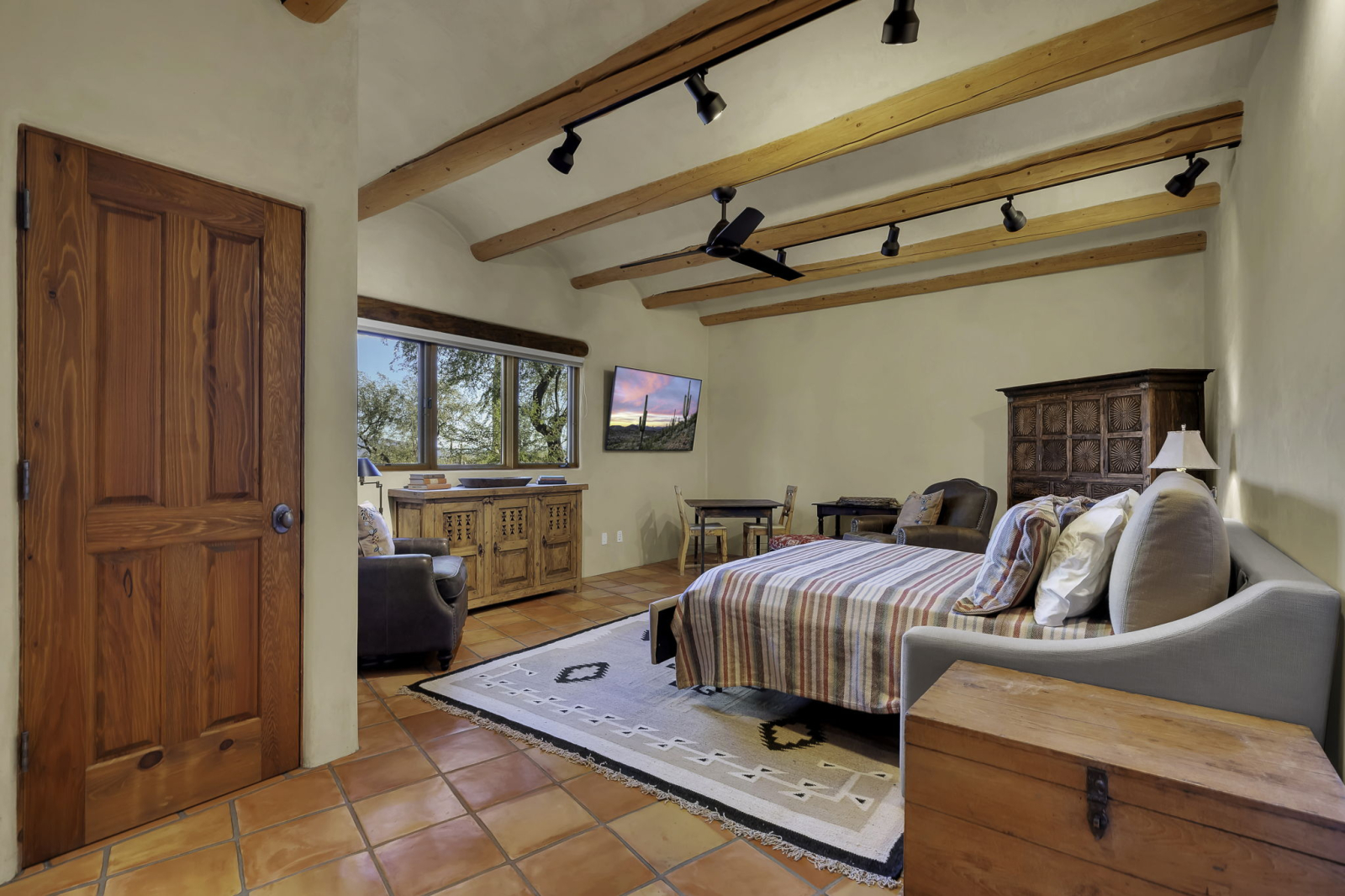 Bedroom 5: Queen Pull-Out and 1/2 bath