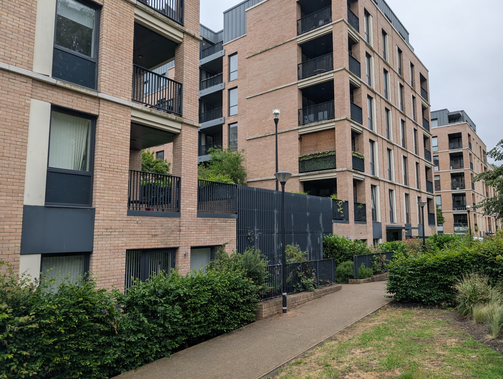 Apartamento novo de um quarto adorável no oeste de Londres