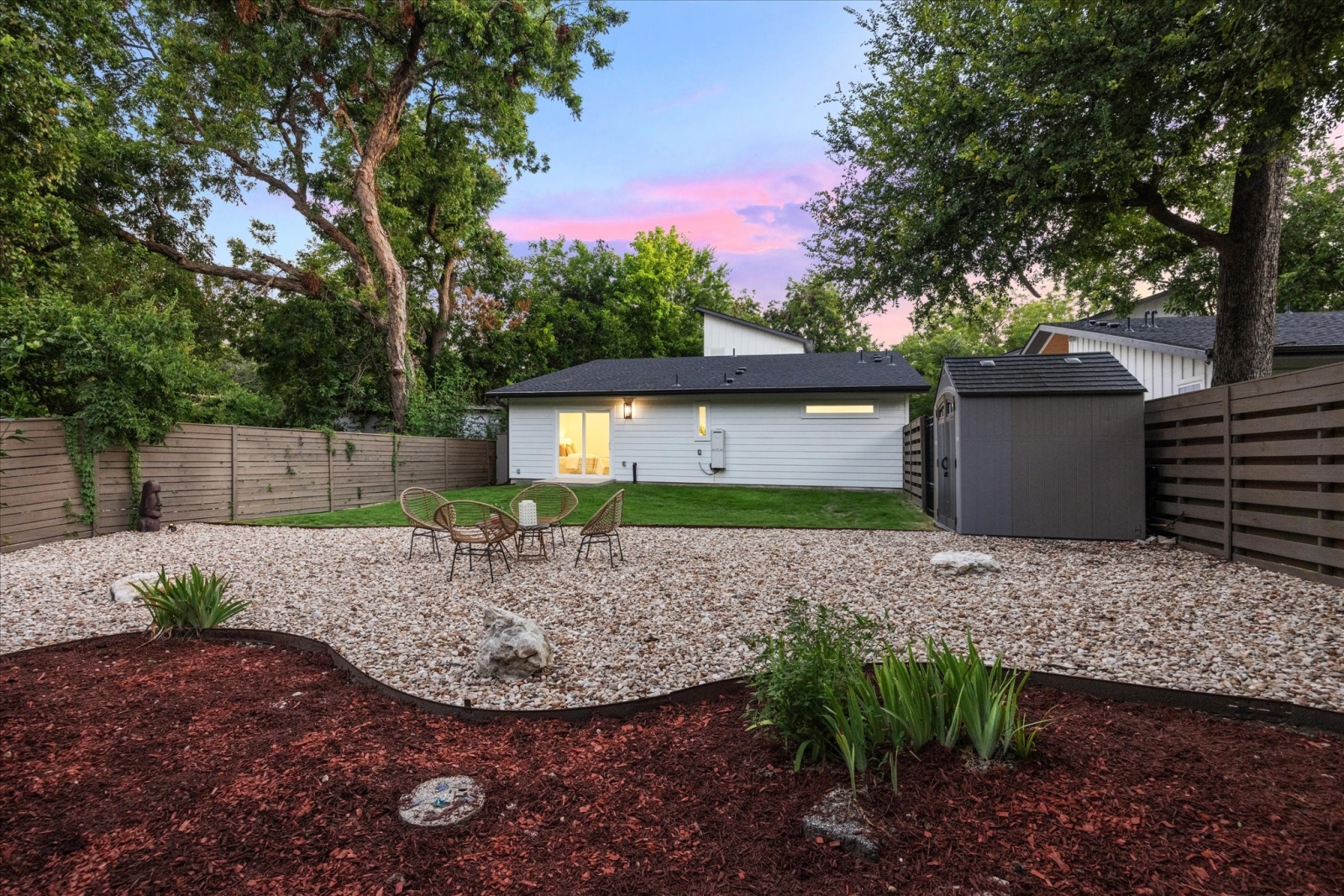 Lichterfülltes East Austin Bungalow – Gehen Sie überall hin!