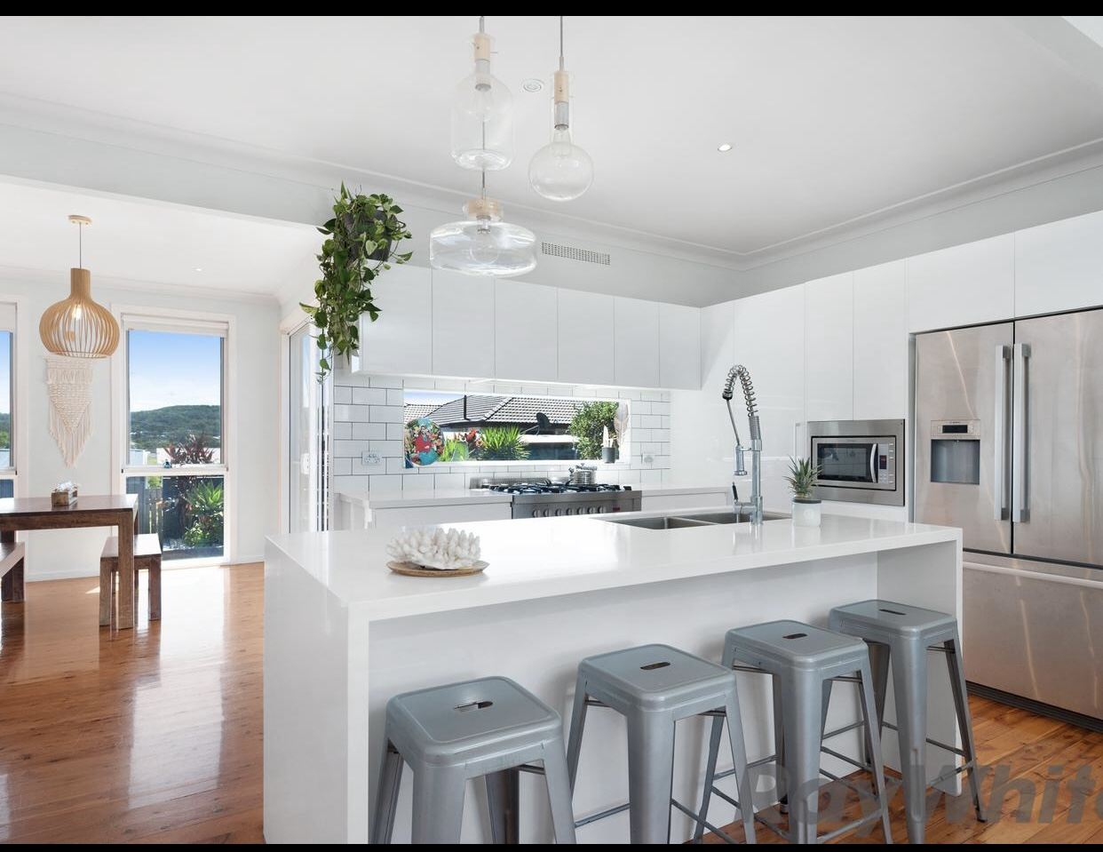 Kitchen/dining