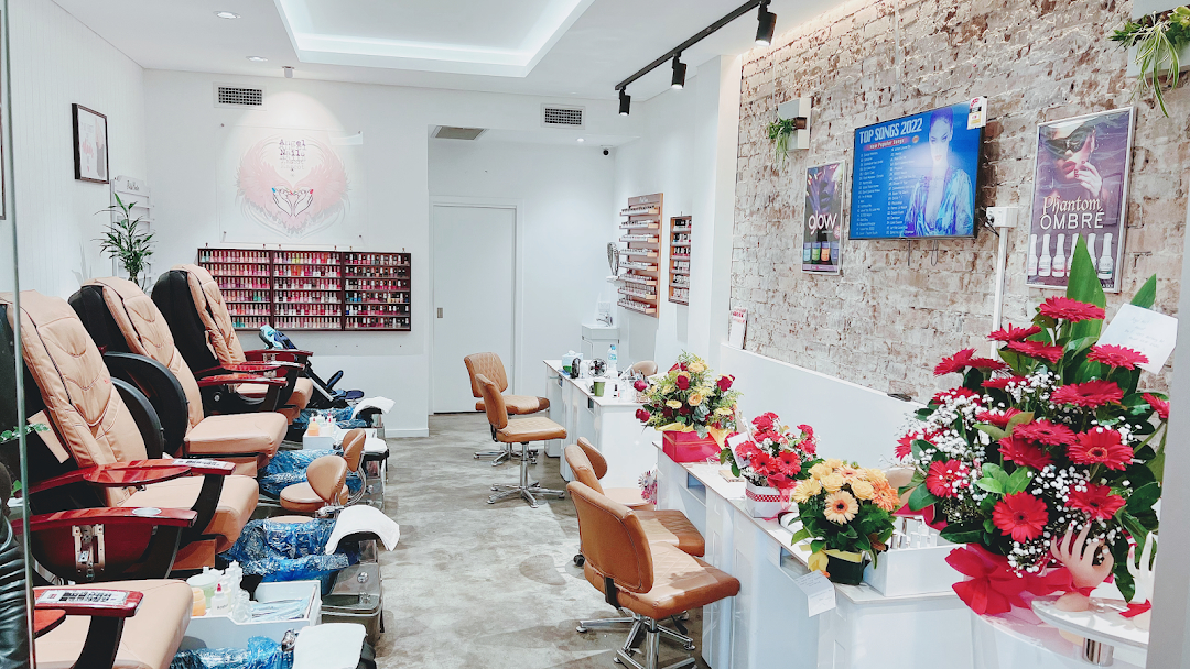 Dies ist ein Nagelstudio in der Nähe meines Zuhauses (2 Minuten zu Fuß)