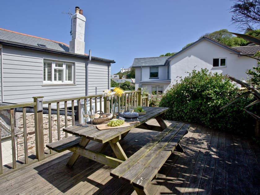 Waterfront Cottage, eingebettet am Meer in South Devon, Großbritannien,