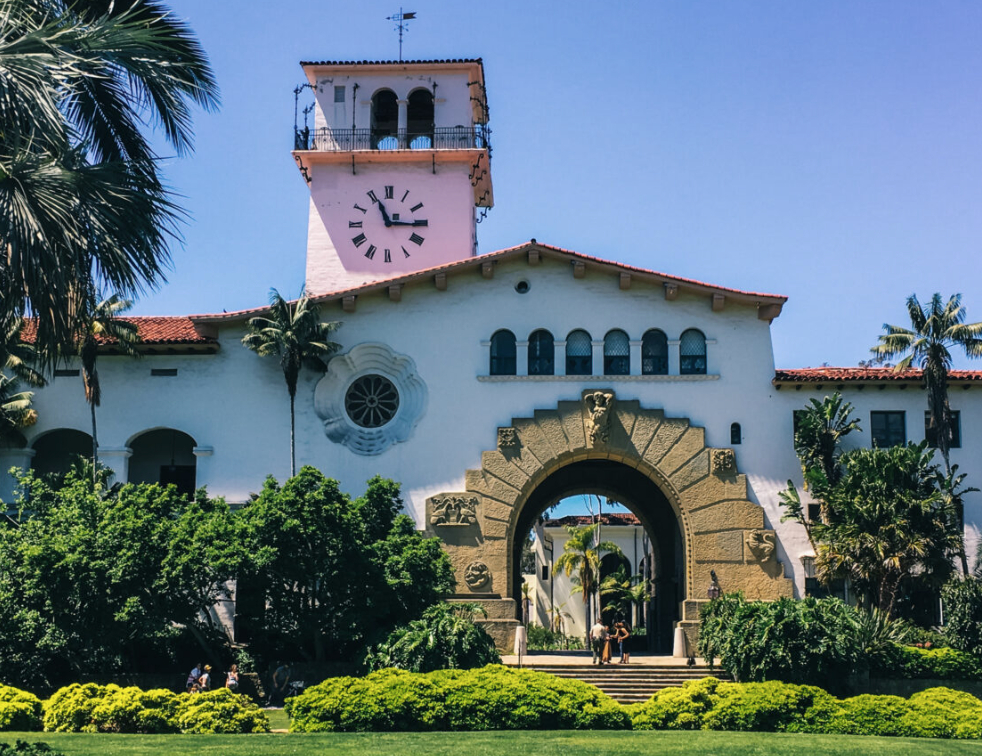 El famoso Palacio de Justicia de Santa Bárbara, a 10 minutos