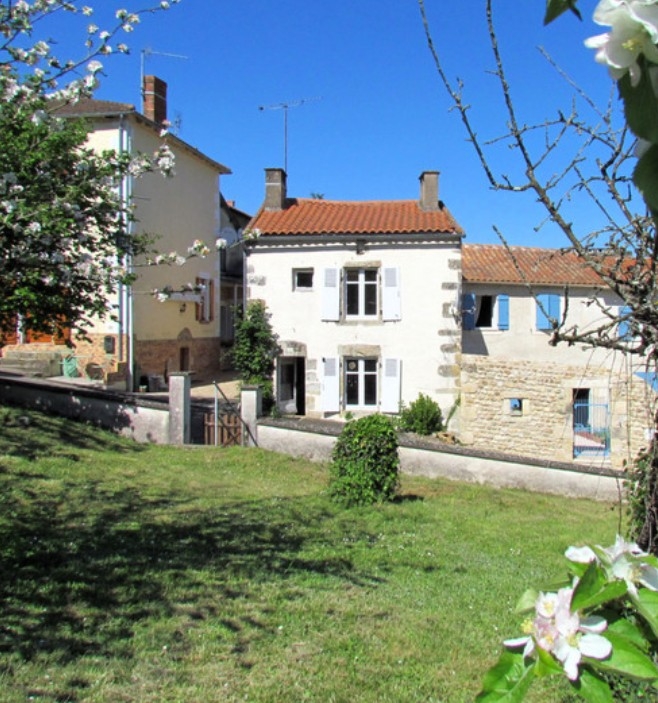 Quaint house in rural France close to La Vienne river
