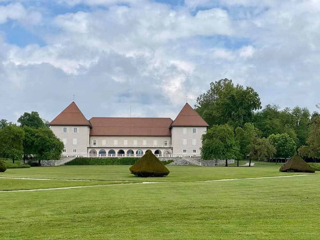 Park Brdo (7 Minuten Autofahrt oder 1 Stunde zu Fuß von unserem Zuhause entfernt)