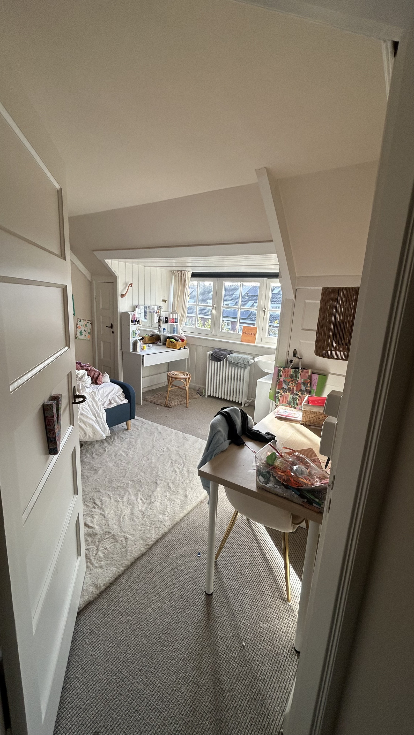 2nd floor: 4 sleeping room with bed 120x200 and sink