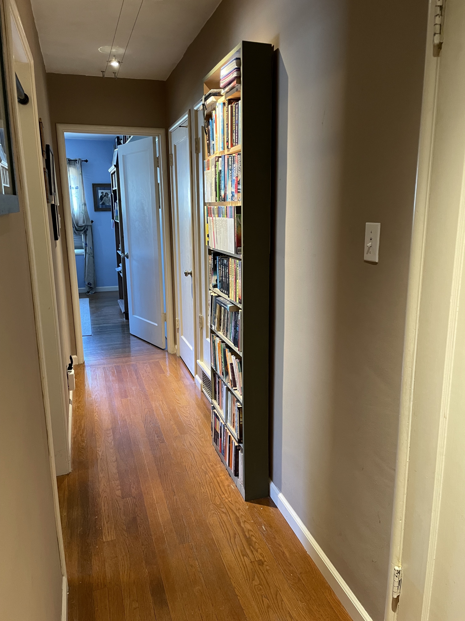 Pasillo principal de arriba