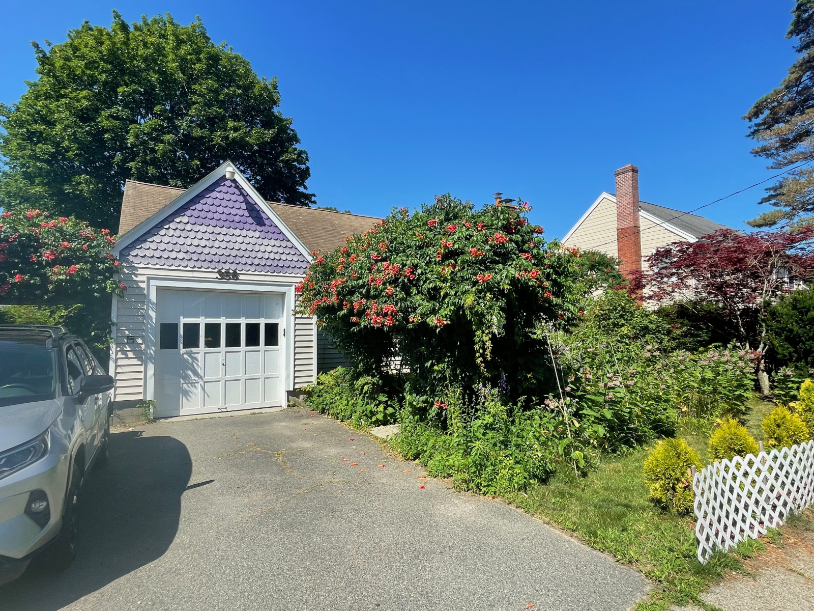 Charmant huis met 4 slaapkamers in Boston en grote tuin nabij City & Nature