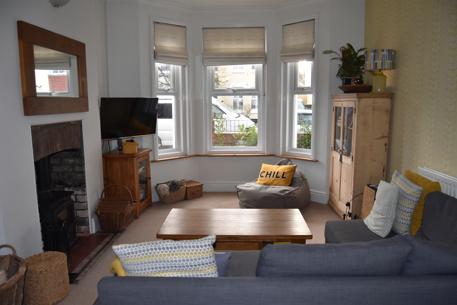 Lovely family home in Southbourne.  Beautiful beaches, river and forest to explore.