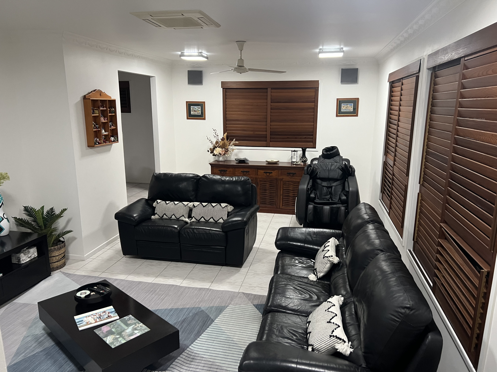 Massage chair to the right