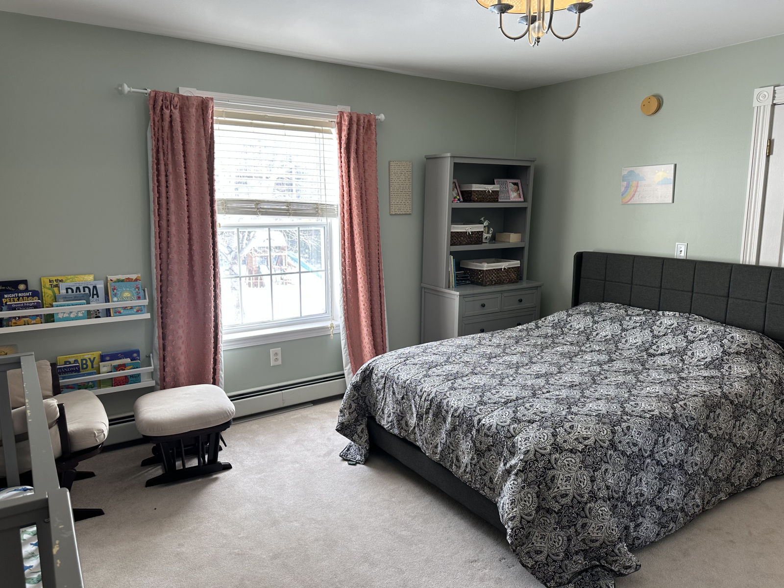 3º quarto com cama queen size.