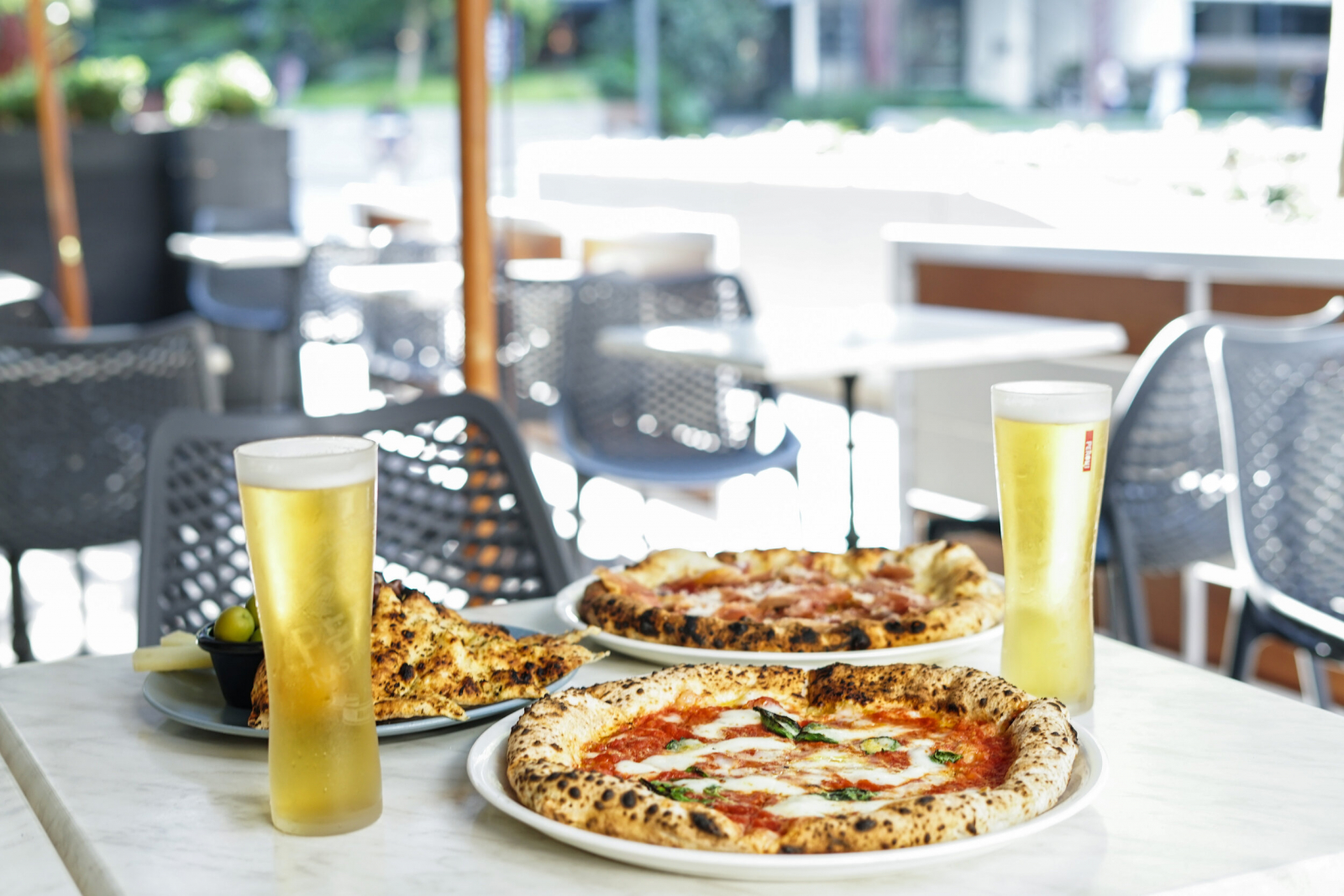 Ein italienisches Restaurant namens La Bufala, 2 Gehminuten von meinem Zuhause entfernt