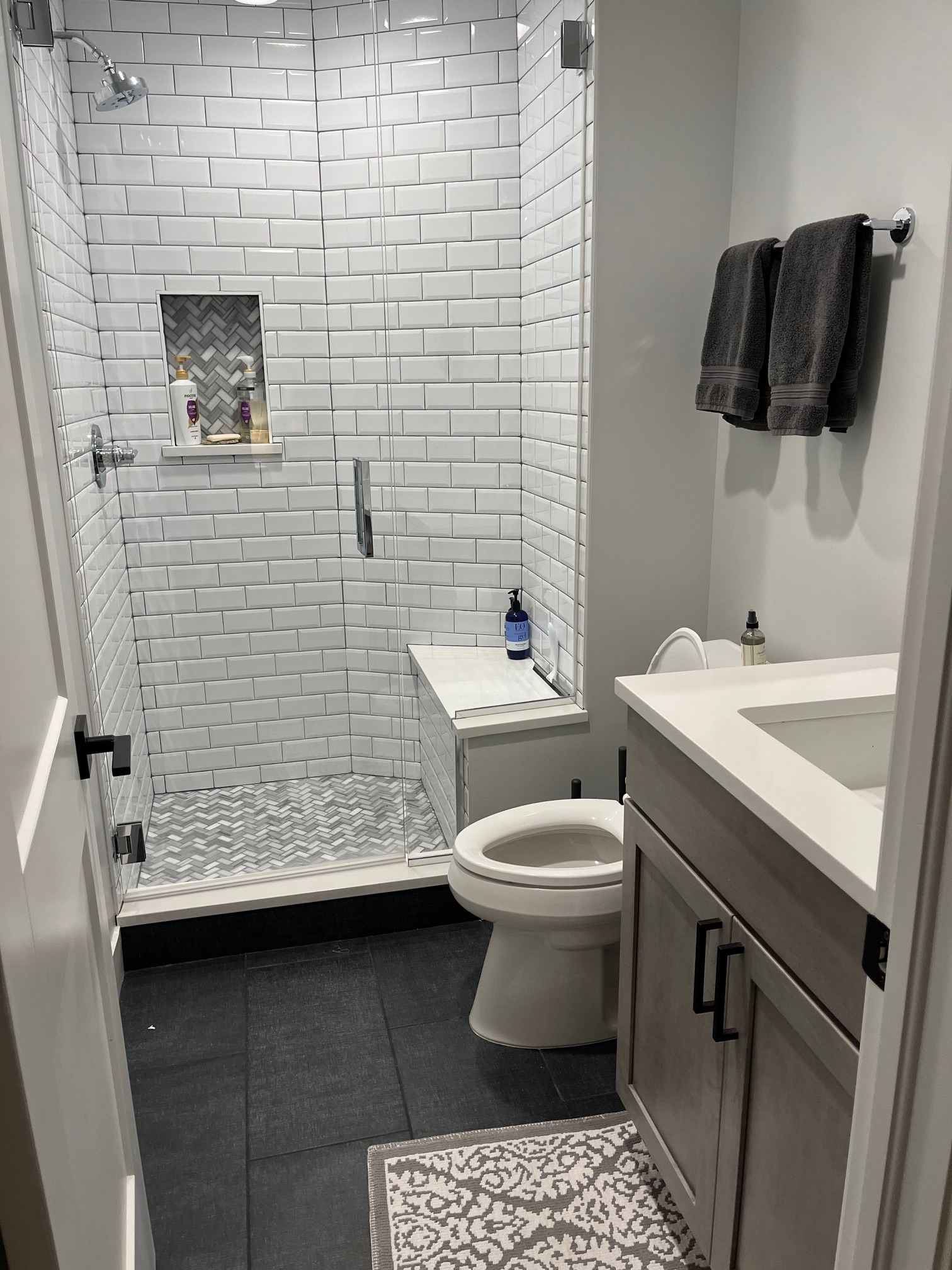 Banheiro no quarto queen