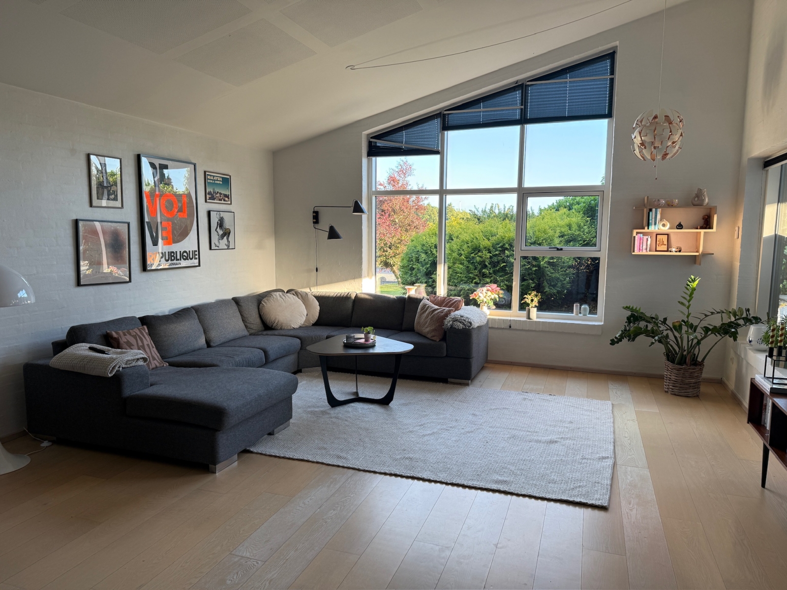 Large modern home - close to Legoland