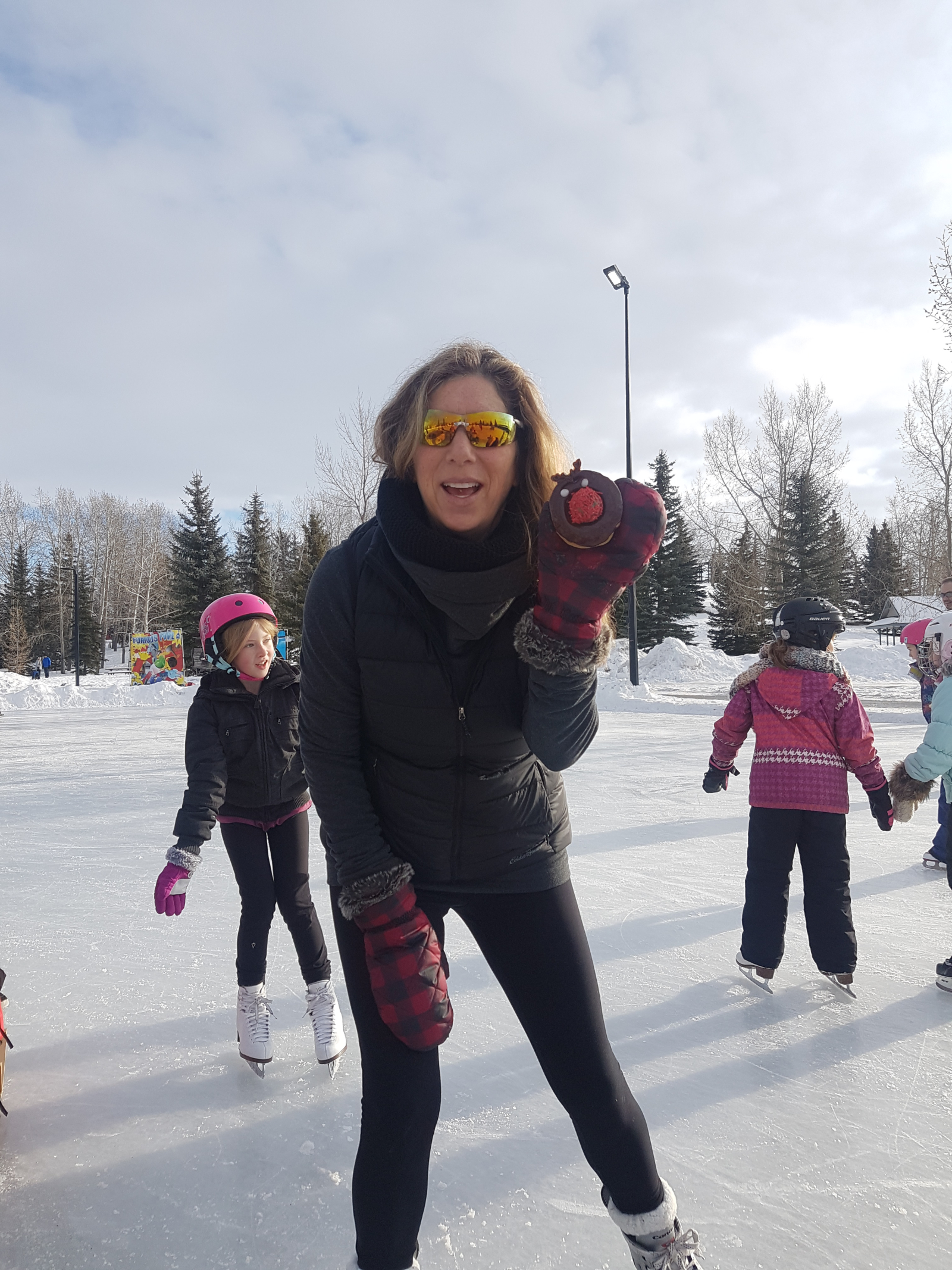 Skate at our community lake, 5 min walk form our house