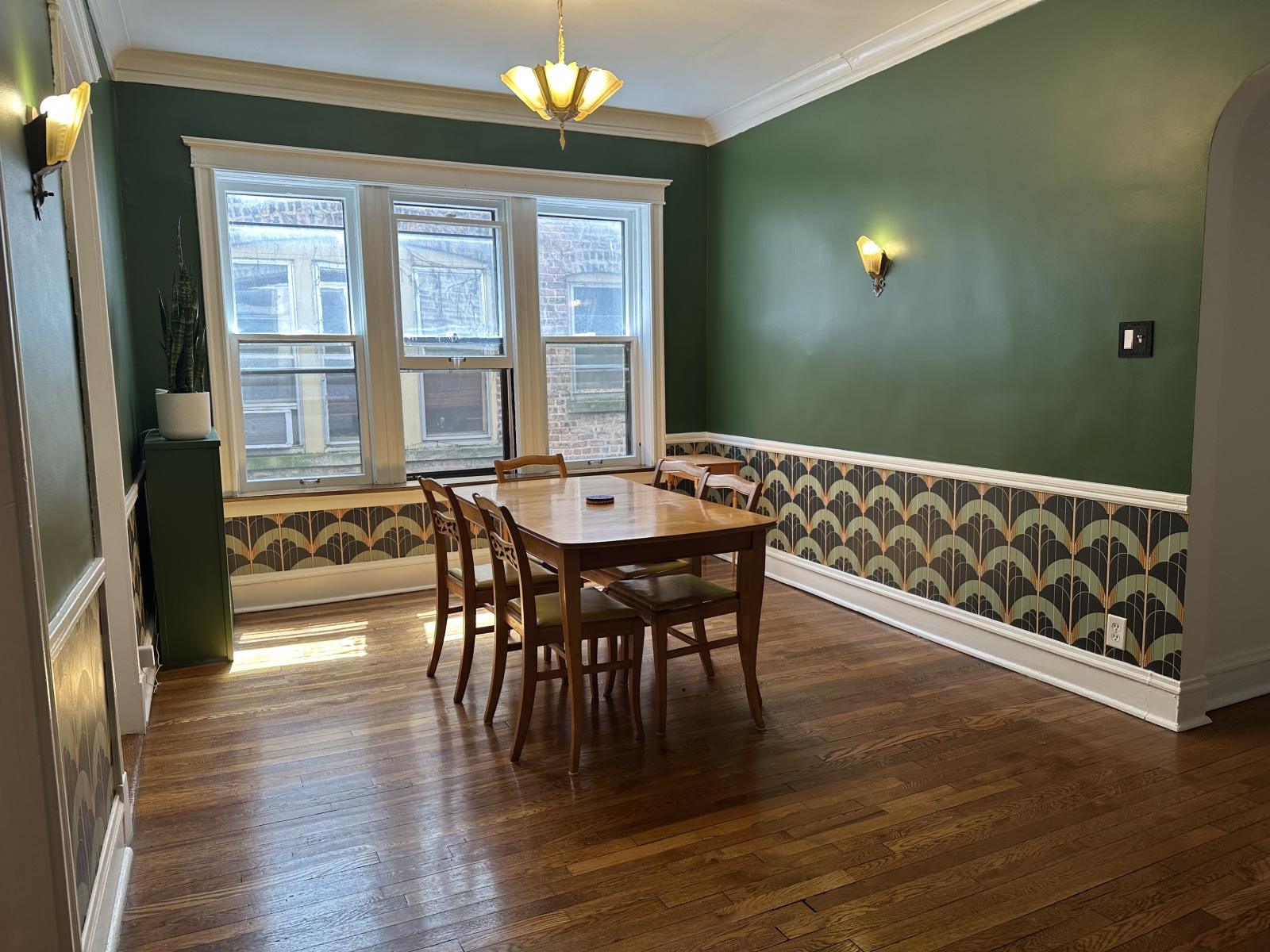 Charming 1920s Home in Historic Oak Park, Near Chicago